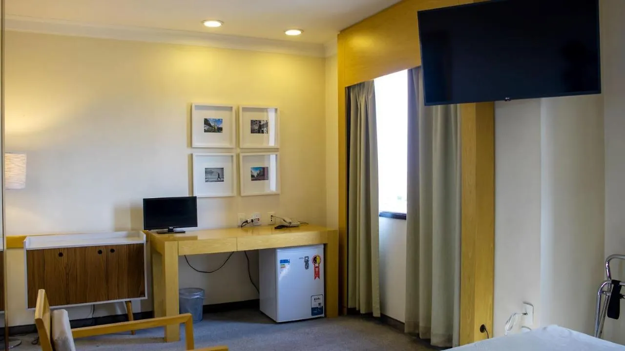 Flat Com Wifi Ao Lado Do Aeroporto De Congonhas Sp Appartamento San Paolo